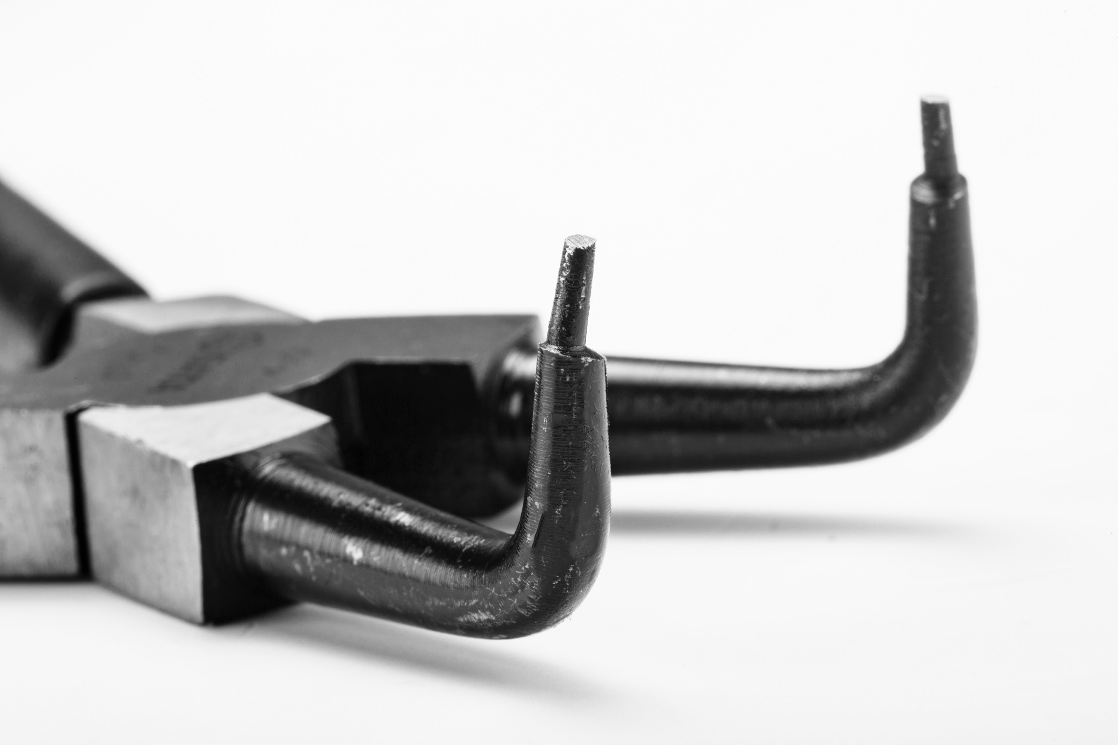 Kìm mở phe trong mũi cong 5" Sata 72041 (127mm) - Ảnh 5