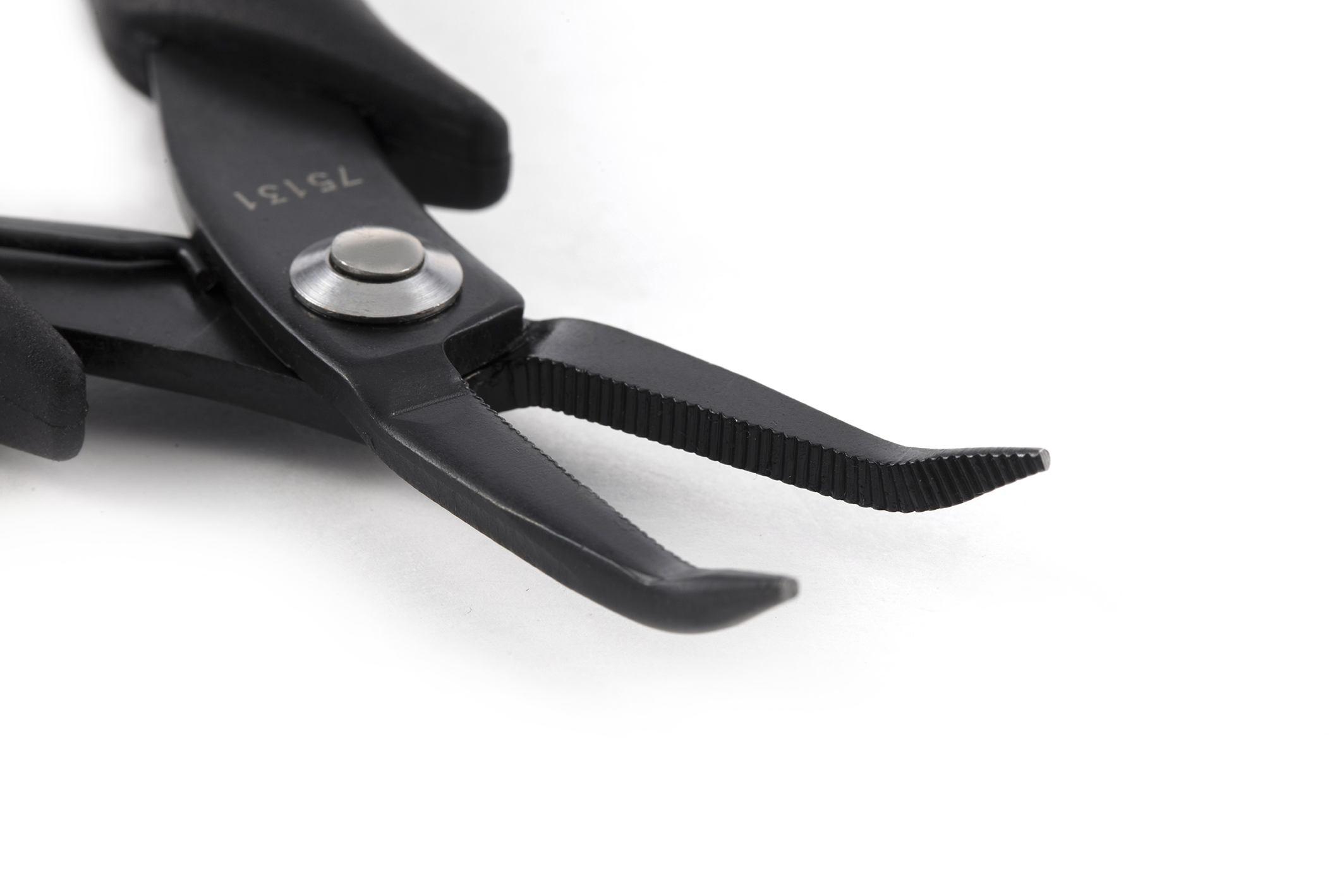 Kìm nhọn mũi cong điện tử 5" SATA 75131 (125mm) - Ảnh 4